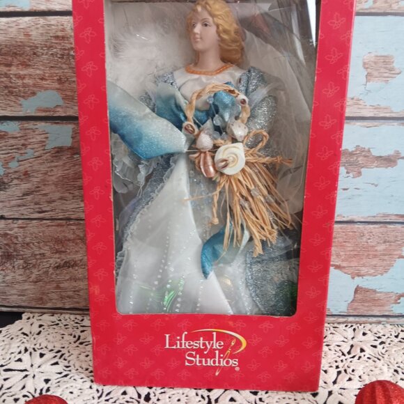 New Old Stock - Vintage 14" Feathered Angel Christmas Tree Topper / Ornament - I - Picture 3 of 7